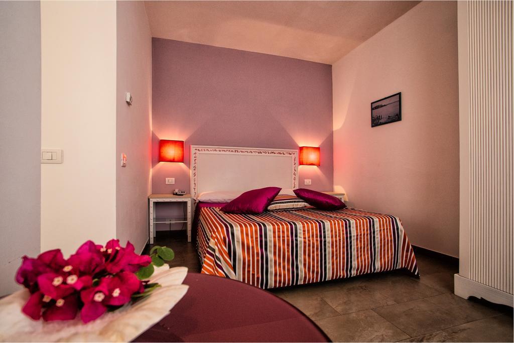 Hotel O'scia 3*